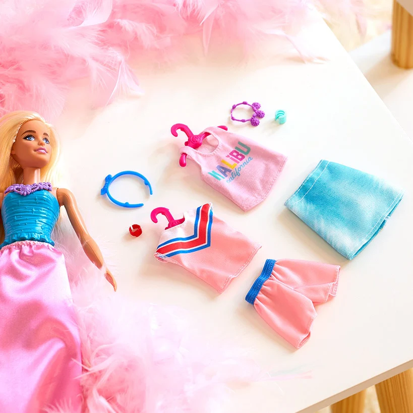 Barbie⢠Fashion Outfits - Trendy Styles for Creative Play - Set of 2