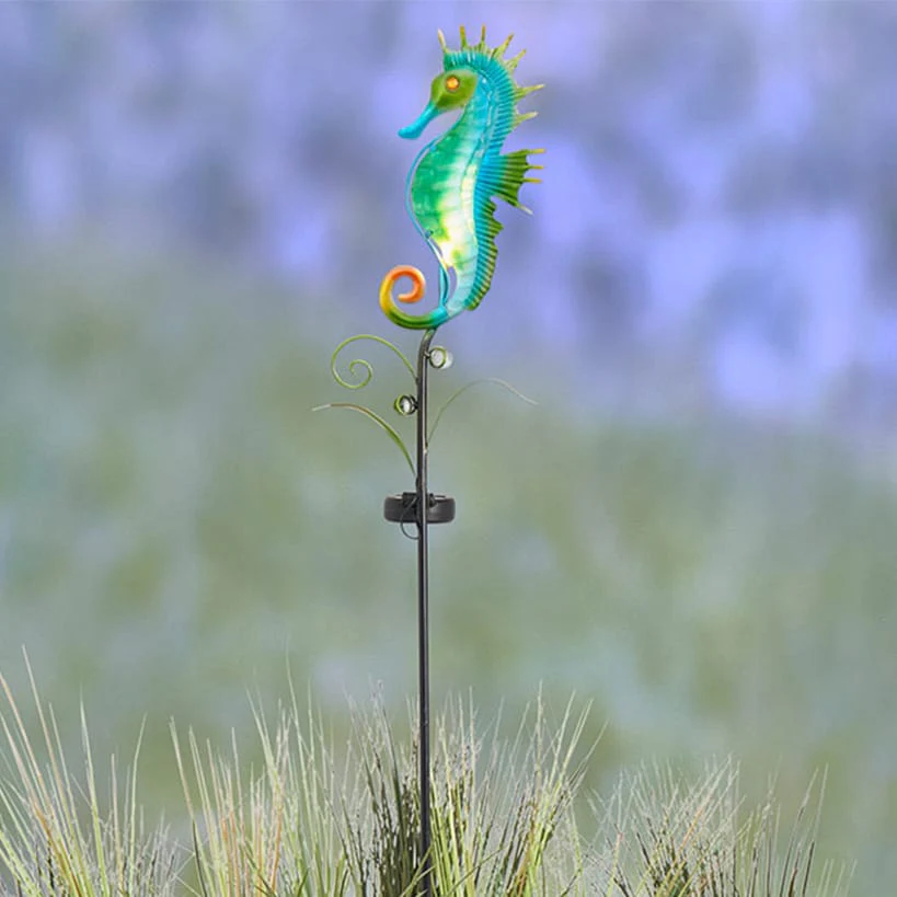 Coastal Sea Creature Solar Lighted Stake - Image 3