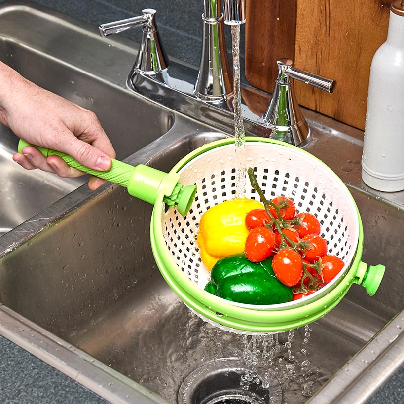 Collapsible Salad Spinner and Straining Colander - Image 3