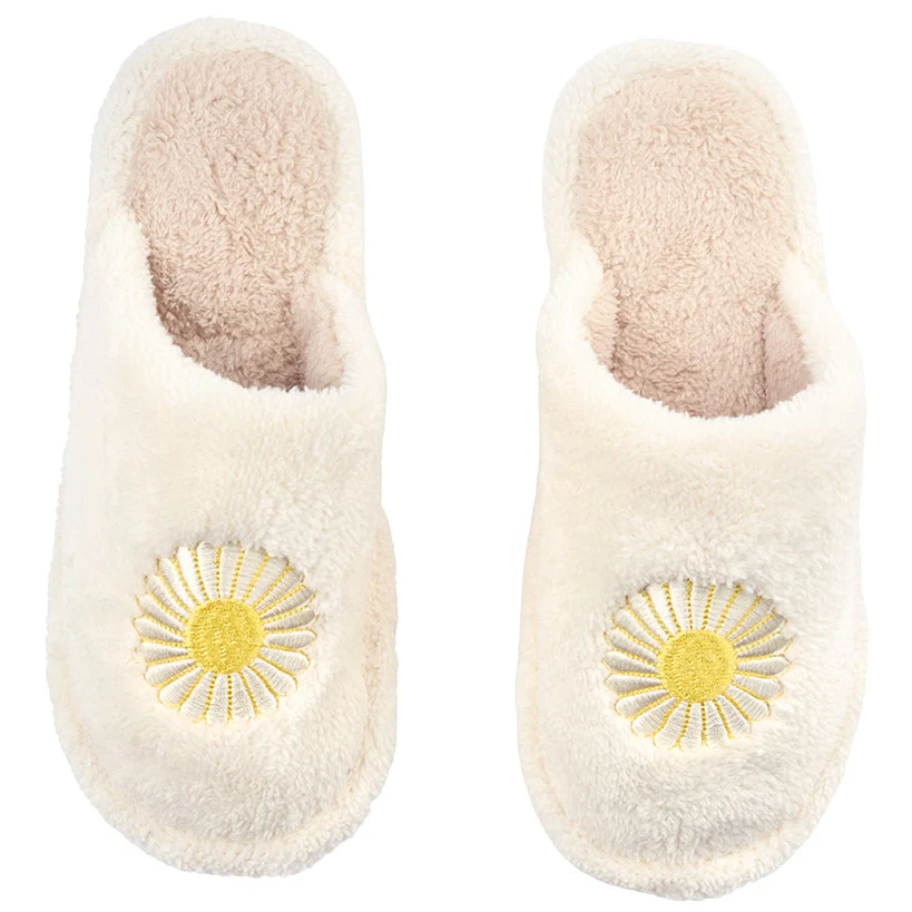Daisy Plush Slippers - Image 10