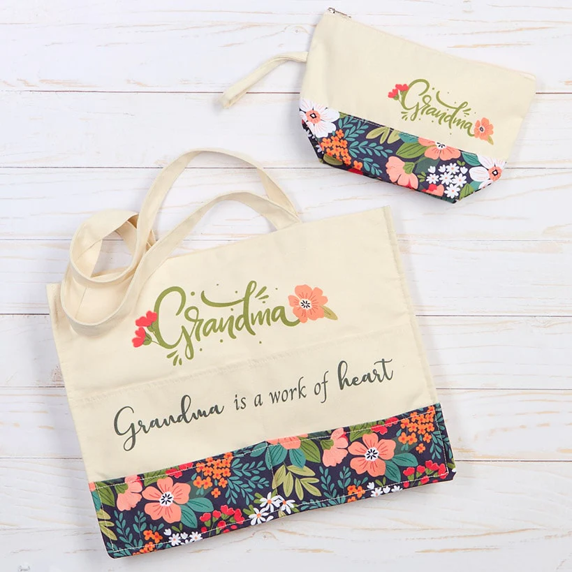 Mom Or Grandma Themed Tote and Clutch Set - Image 5