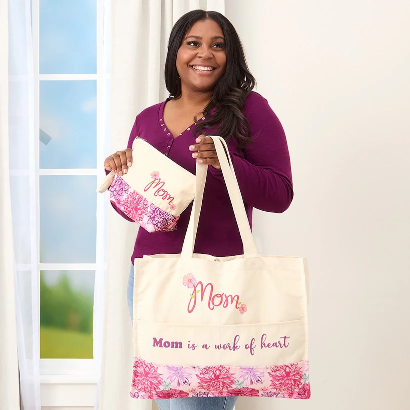 Mom Or Grandma Themed Tote and Clutch Set - Image 7
