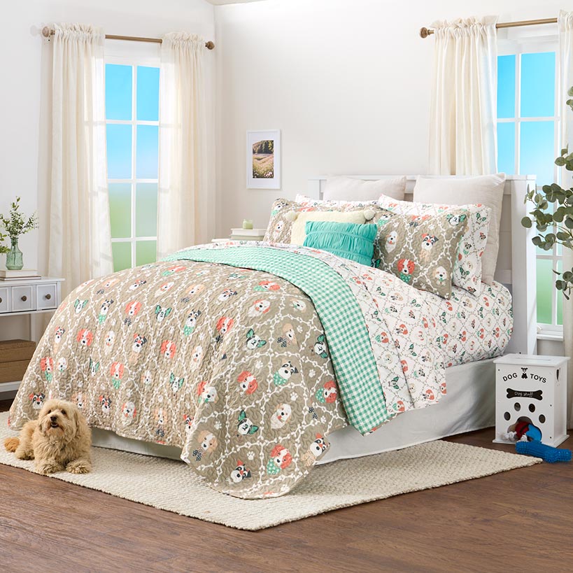 I Woof You Reversible Full/Queen or King Quilt - Image 4