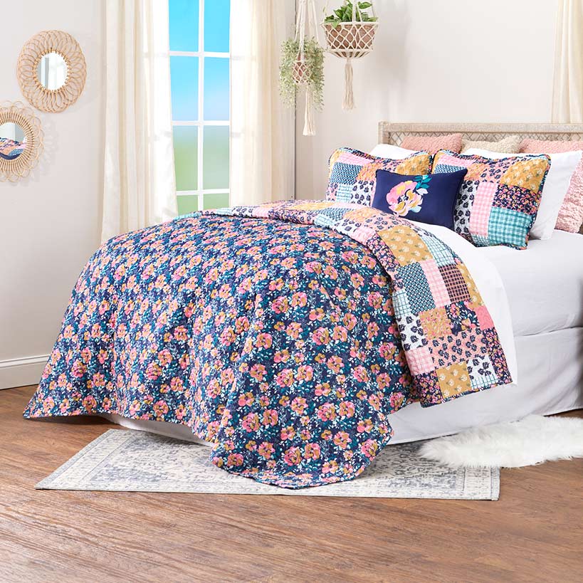 Jolene Patchwork Reversible Full/Queen or King Quilt - Image 3