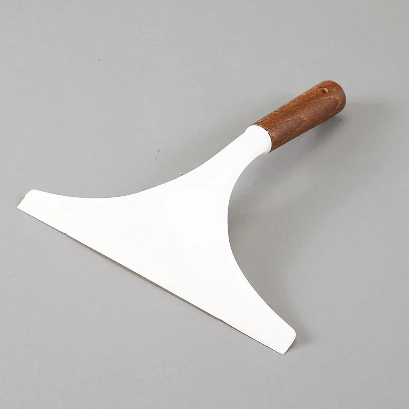 Laura Ashley Vintage Wood Cleaning Tools - Image 2