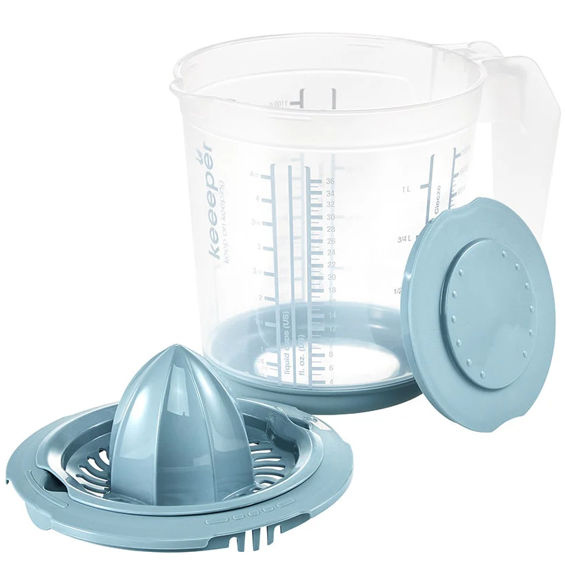 Measuring Cup and Juicer with Lid - 4-in-1 Kitchen Tool - Image 2