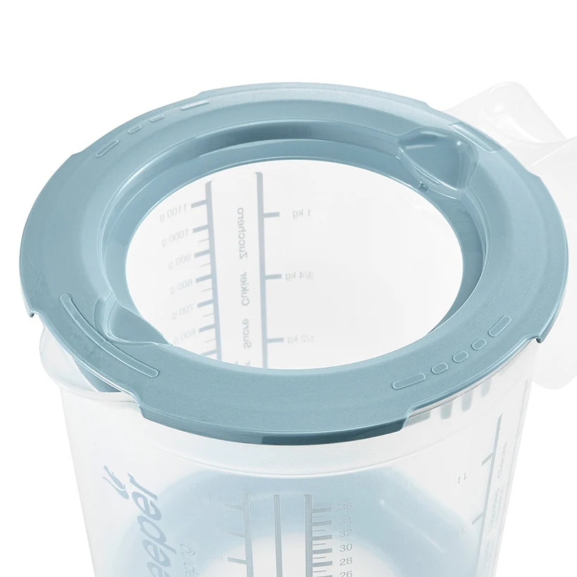 Measuring Cup and Juicer with Lid - 4-in-1 Kitchen Tool - Image 3