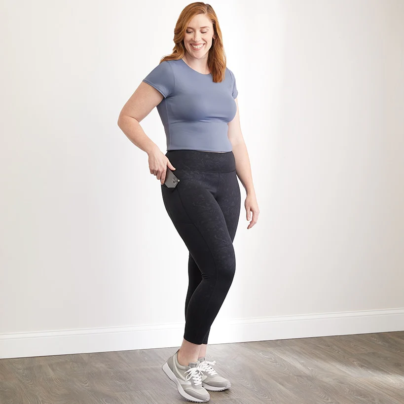Nicole Miller Women's 7/8 Length Yoga Leggings with Pockets - Image 7