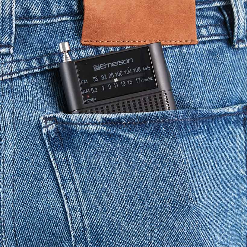 Portable AM/FM Radio Battery Operated For Indoor & Outdoor - Image 2