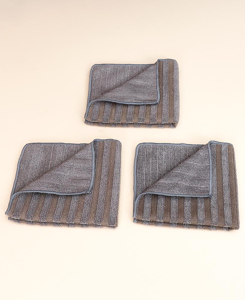 Stainless Steel Cleaning Cloths, Set of 3, 2 Sided 12 1/2" x 12 1/2" - Image 2