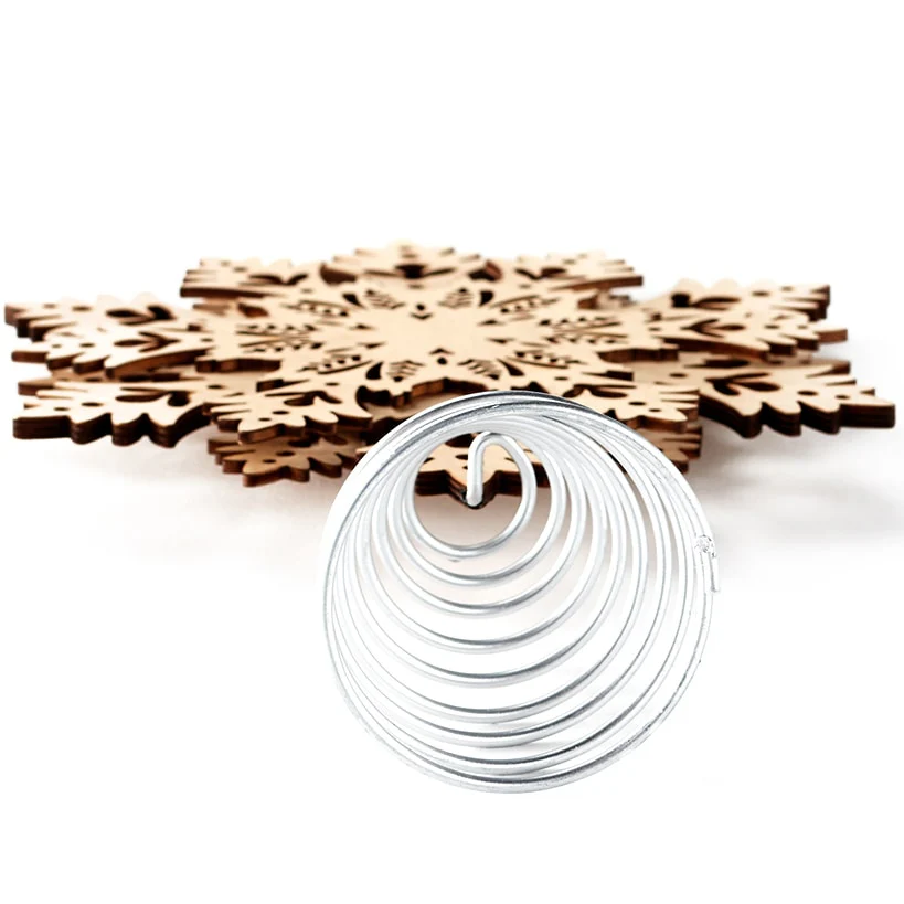 Winter Woodland Snowflake Christmas Tree Topper - Image 3