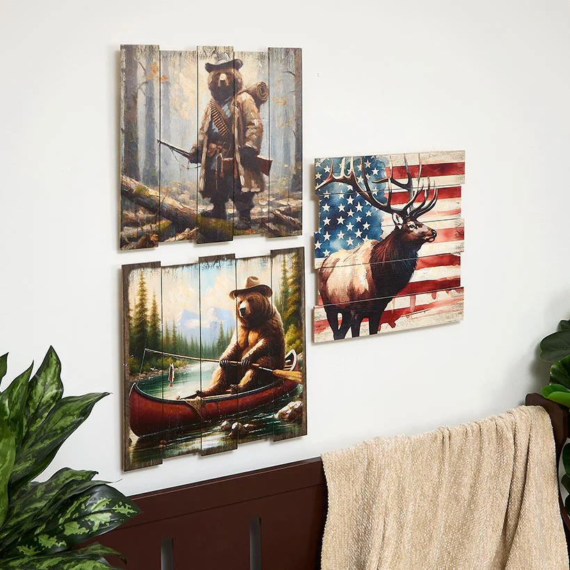 Woodland Bear Plank Wall Art – Rustic Decor for Nature Lovers - Image 5